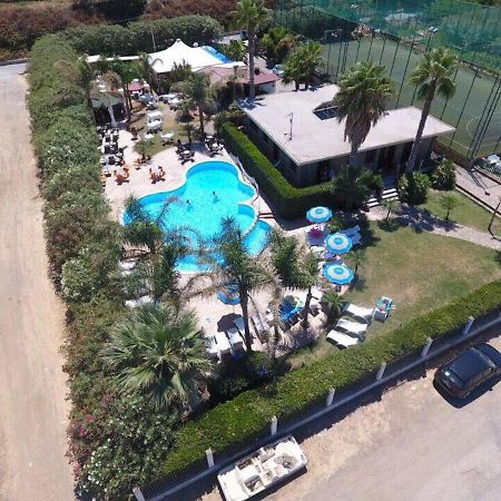 Il Geranio - Resort & Suites Аккуедольчі Екстер'єр фото